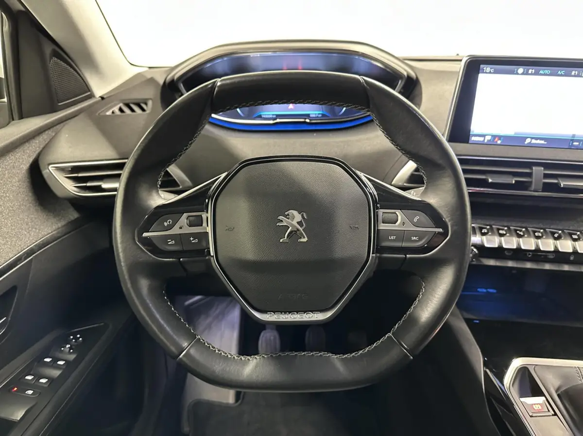 1.2 PureTech Blue Lease Premium CARPLAY NAVI CAMERA CRUISE LM ECC.