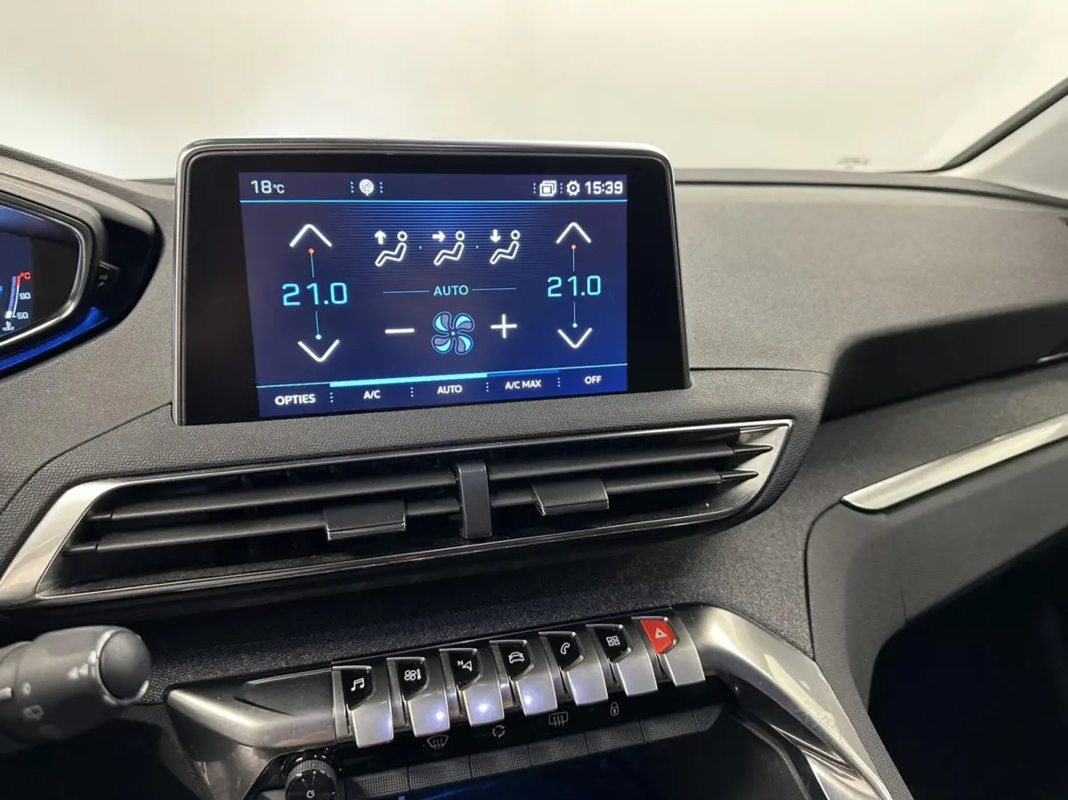1.2 PureTech Blue Lease Premium CARPLAY NAVI CAMERA CRUISE LM ECC.