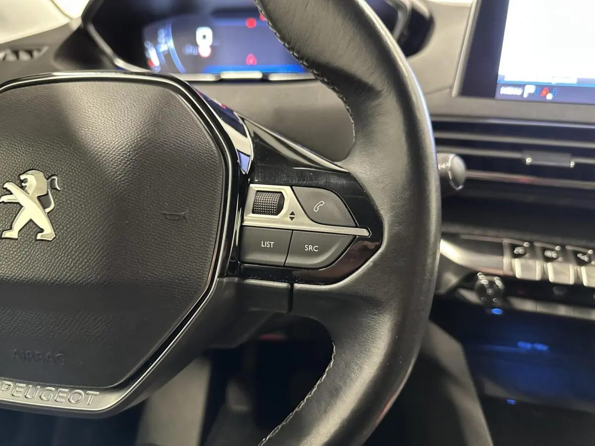1.2 PureTech Blue Lease Premium CARPLAY NAVI CAMERA CRUISE LM ECC.