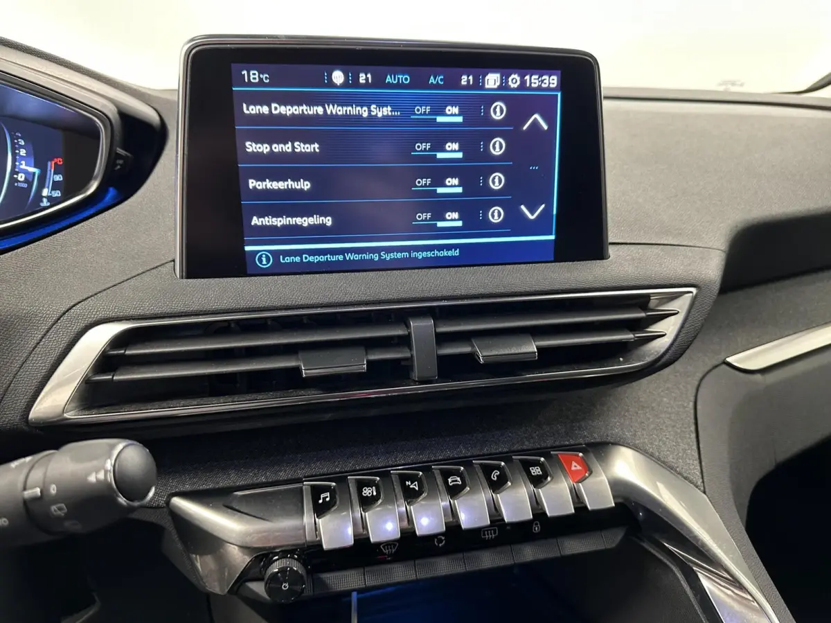 1.2 PureTech Blue Lease Premium CARPLAY NAVI CAMERA CRUISE LM ECC.