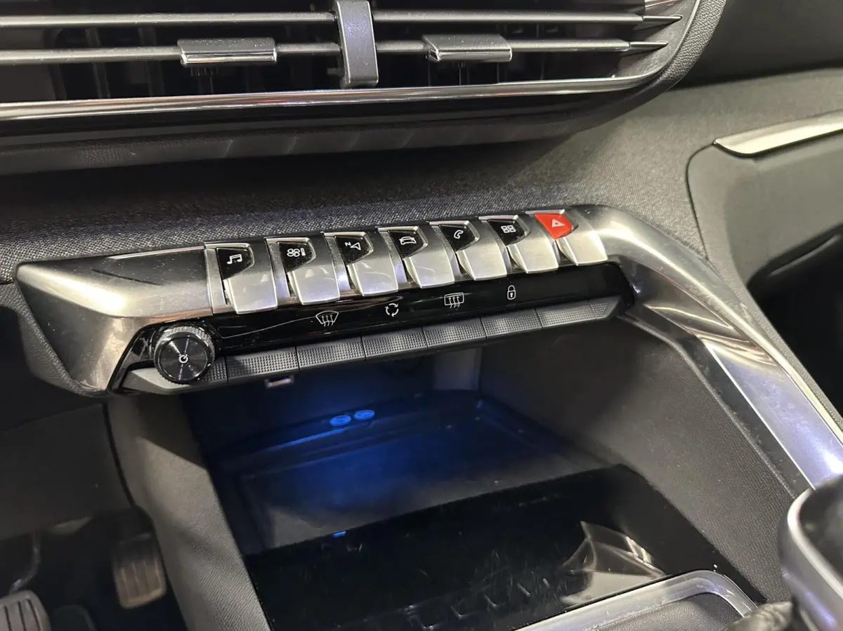 1.2 PureTech Blue Lease Premium CARPLAY NAVI CAMERA CRUISE LM ECC.