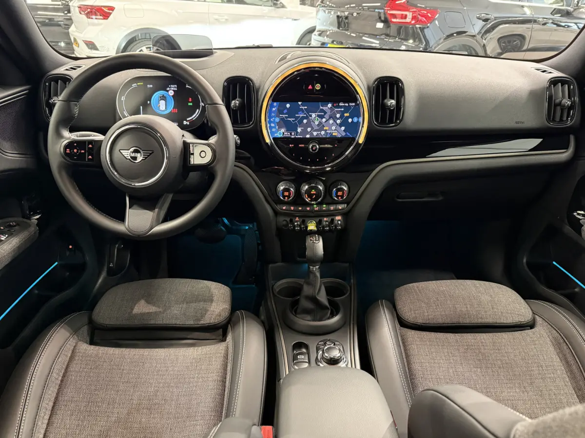 2.0 Cooper SE ALL4 Camera/Apple/Elec stoelen memory