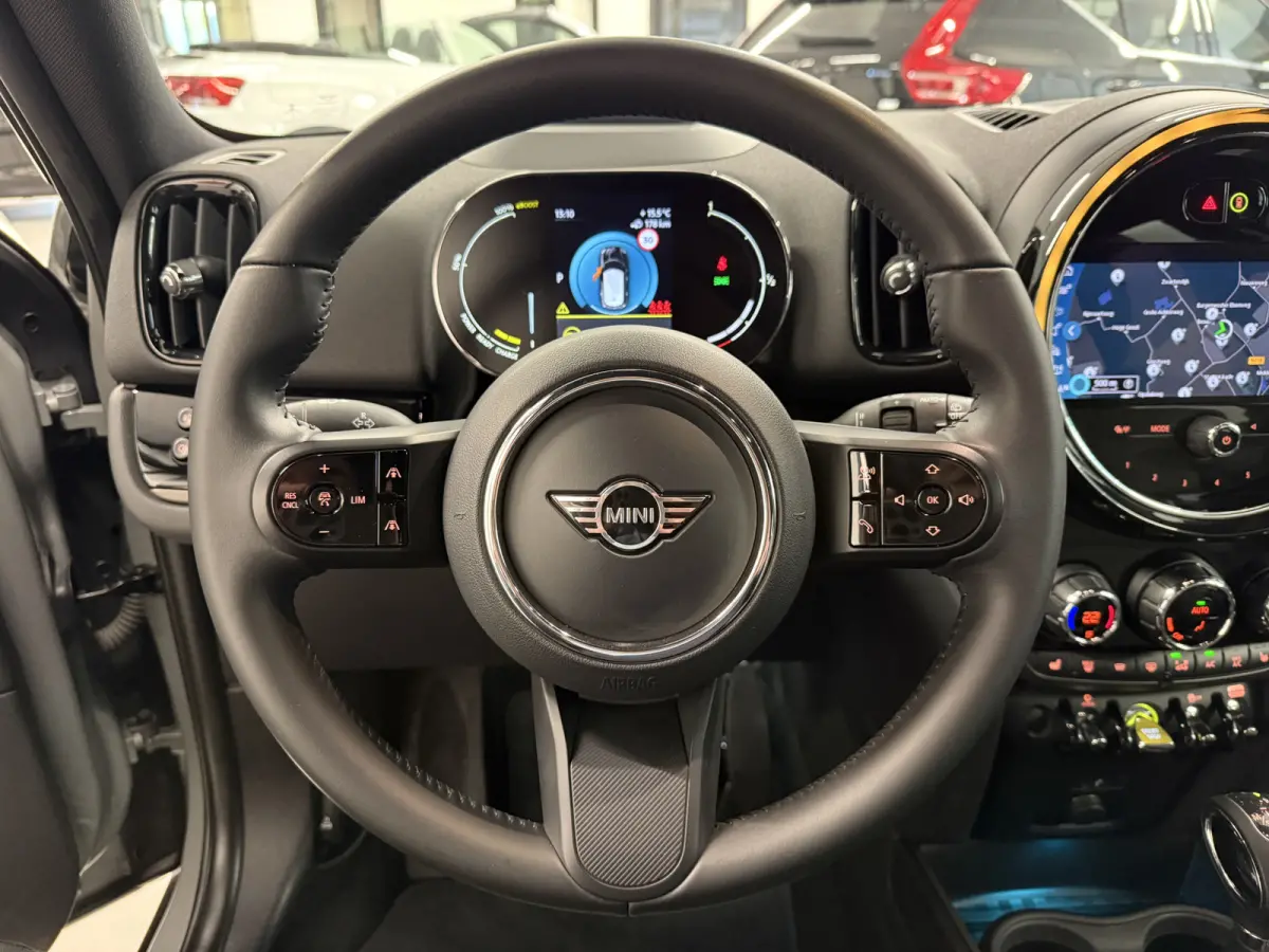 2.0 Cooper SE ALL4 Camera/Apple/Elec stoelen memory