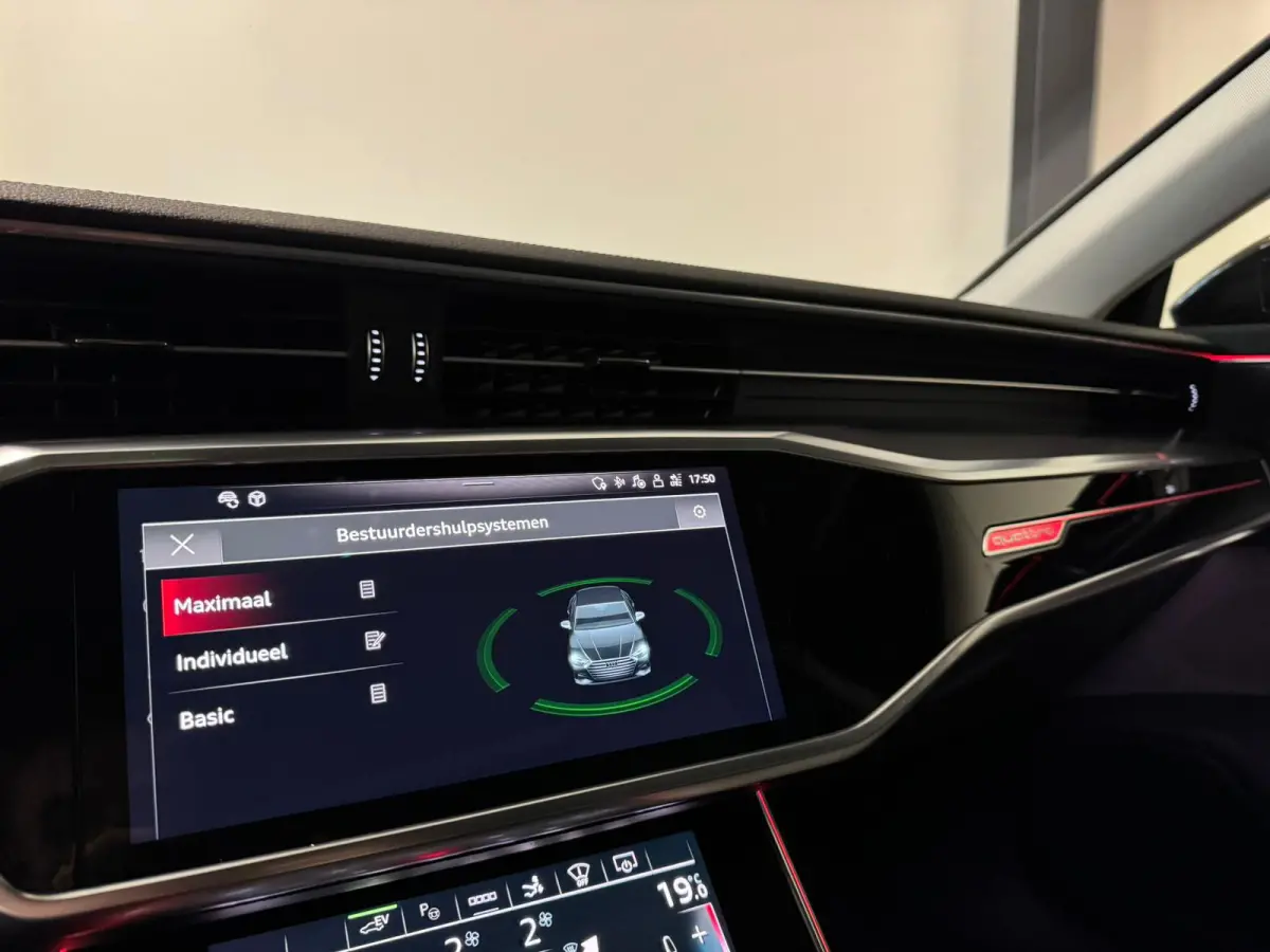 50 TFSI e quattro Pro Line S-LINE PANO KEYLESS 3D CAM