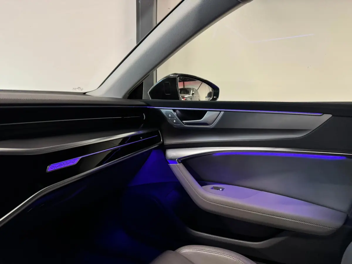 50 TFSI e quattro Pro Line S-LINE PANO KEYLESS 3D CAM