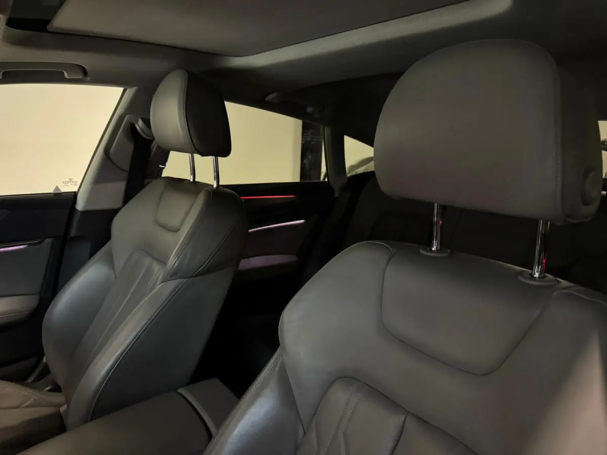 50 TFSI e quattro Pro Line S-LINE PANO KEYLESS 3D CAM