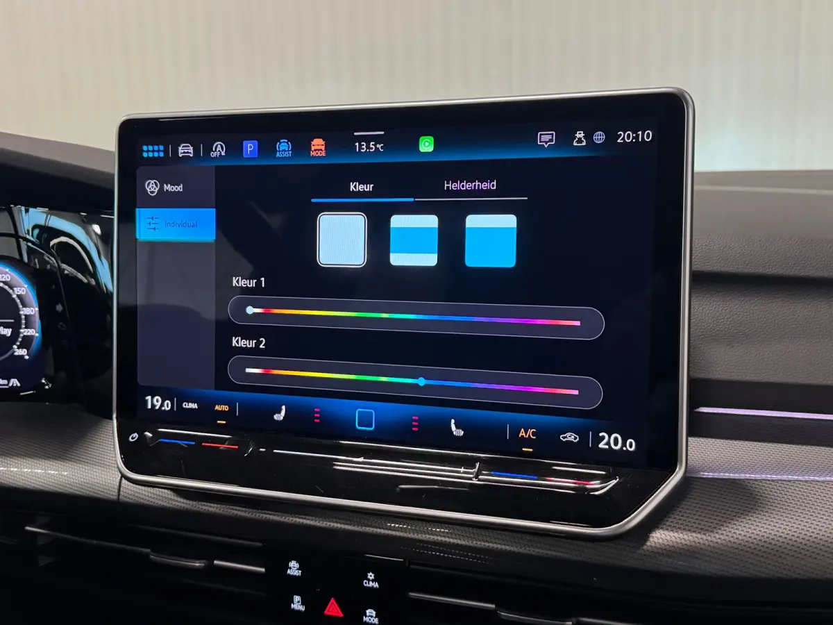 1.5 eTSI R-Line Edition | 50 JAHRE | FACELIFT | PANO | HUD | TREKHAAK