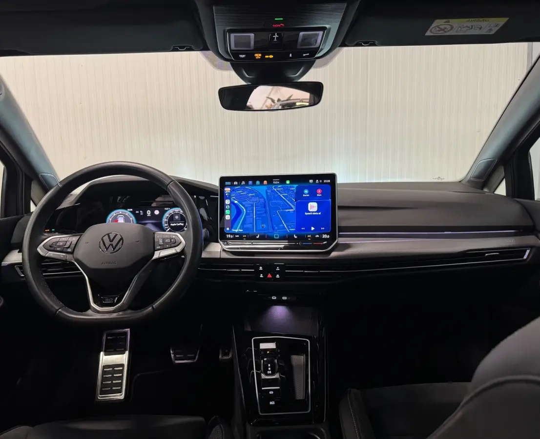 1.5 eTSI R-Line Edition | 50 JAHRE | FACELIFT | PANO | HUD | TREKHAAK
