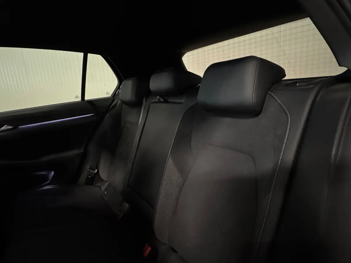 1.5 eTSI R-Line Edition | 50 JAHRE | FACELIFT | PANO | HUD | TREKHAAK