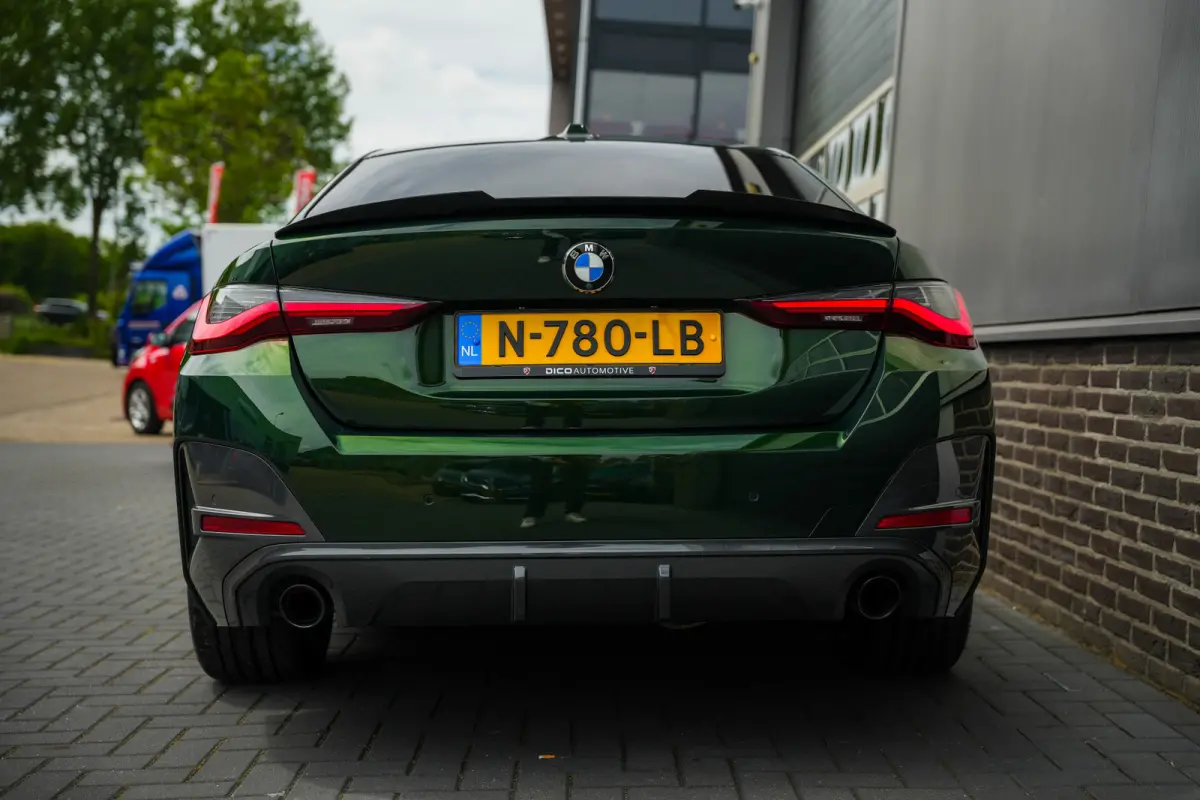430i 245 pk Business Edition Plus M-Sportpakket / Sanremo-Groen/ Pano-Dak/ Leder/ Laser/ Sport-Stoelen/ Stoel.Verw/ Head-Up/ Camera/ Trekhaak/ 18''LMV