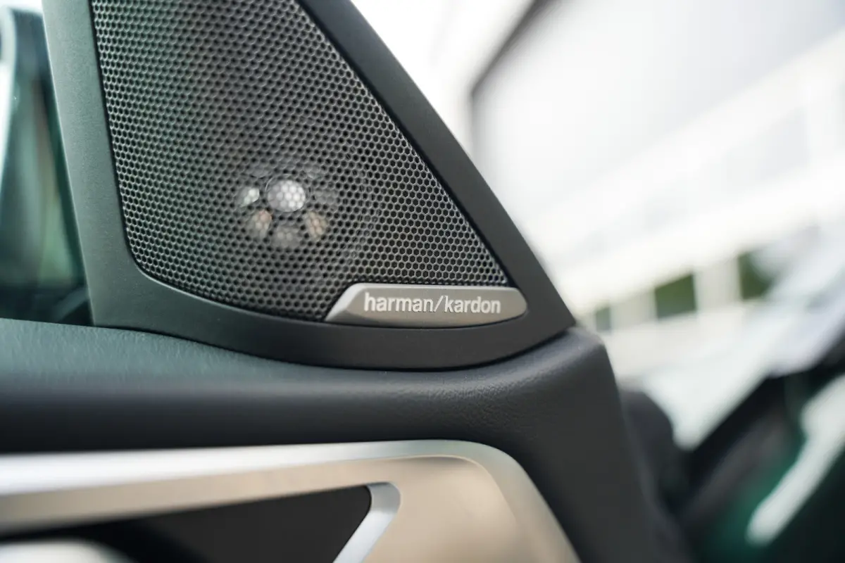 430i 245 pk Business Edition Plus M-Sportpakket / Sanremo-Groen/ Pano-Dak/ Leder/ Laser/ Sport-Stoelen/ Stoel.Verw/ Head-Up/ Camera/ Trekhaak/ 18''LMV