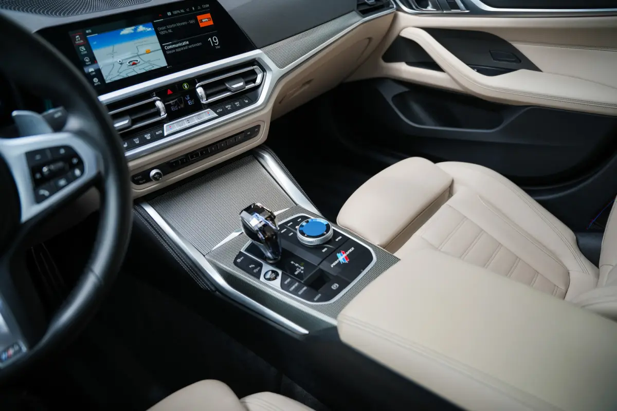 430i 245 pk Business Edition Plus M-Sportpakket / Sanremo-Groen/ Pano-Dak/ Leder/ Laser/ Sport-Stoelen/ Stoel.Verw/ Head-Up/ Camera/ Trekhaak/ 18''LMV