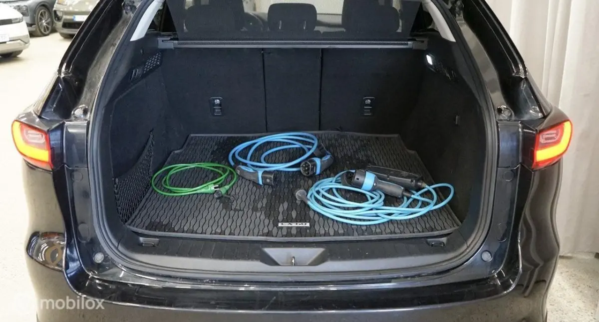 2.5 e-SkyActiv PHEV Exclusive-Line, Bose, trekh