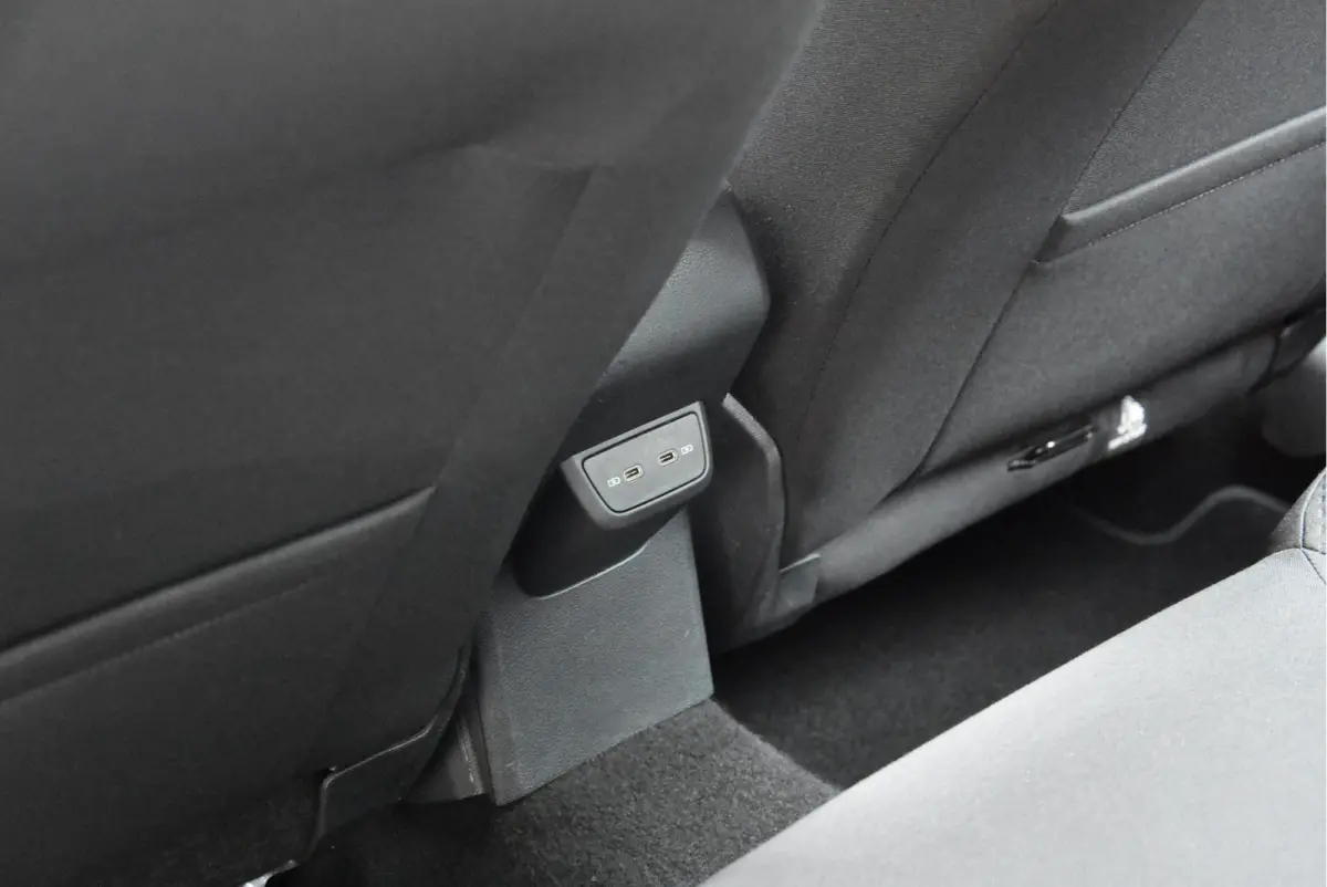 1.0 TSI Life 1e eigenaar NAP LED Carplay