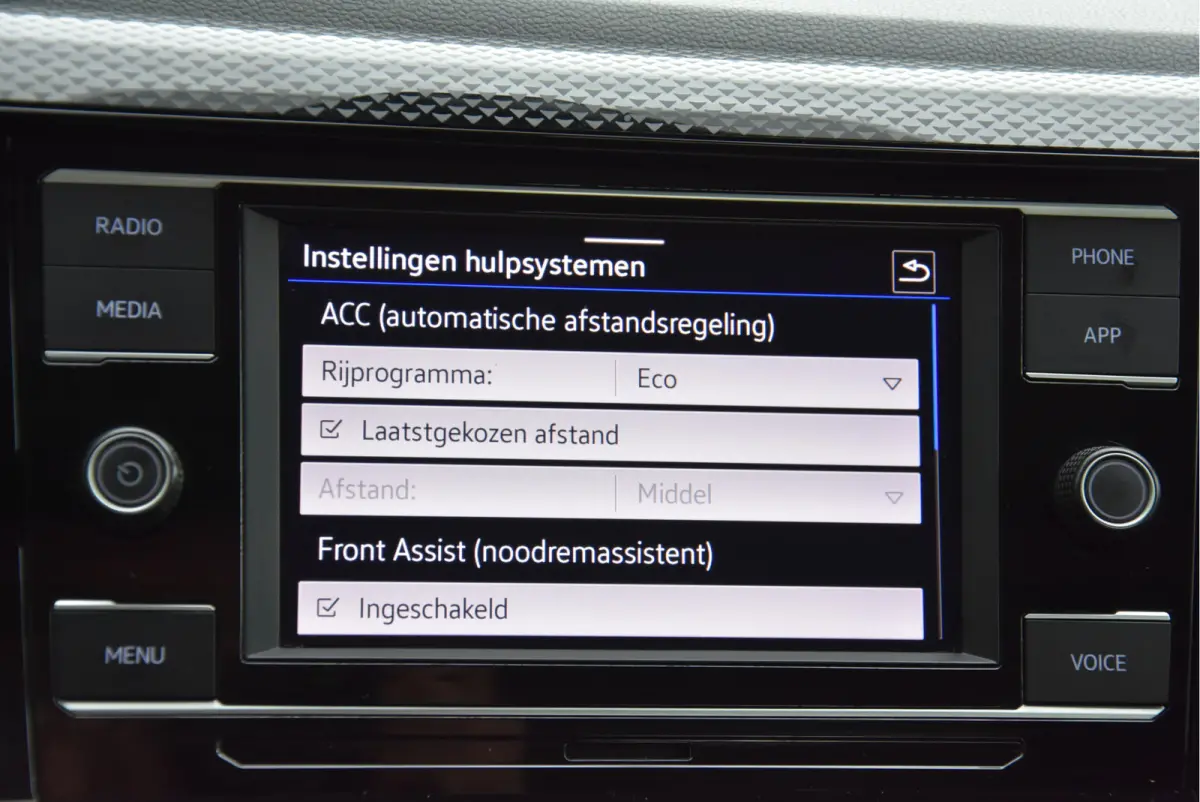 1.0 TSI Life 1e eigenaar NAP LED Carplay