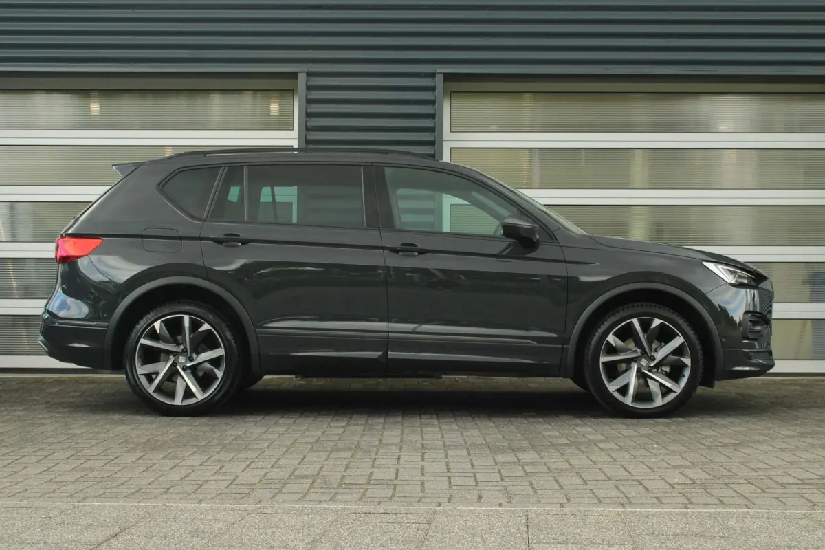 1.5 TSI 150pk DSG FR Business | Trekhaak | Elekt. Verstelbare Bestuurdersstoel | Navigatie | Camera Achter | Apple CarPlay/ Android Auto