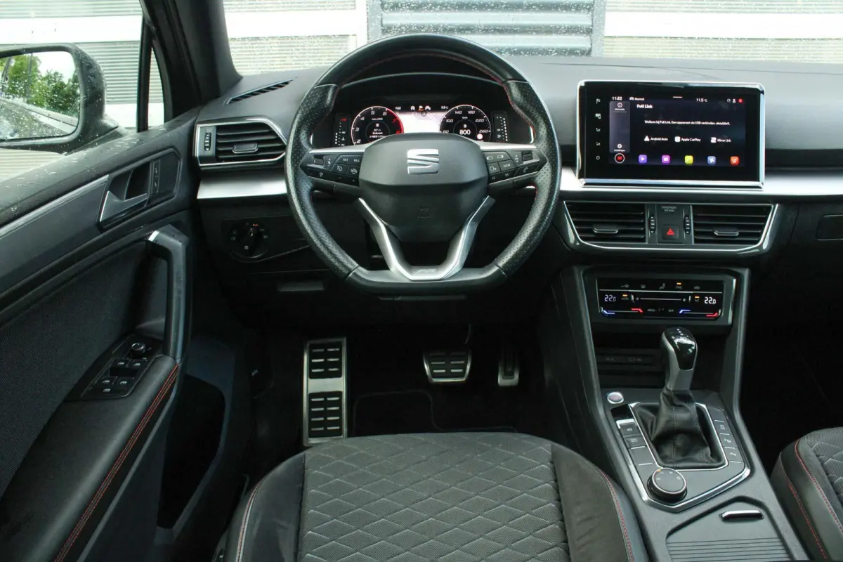 1.5 TSI 150pk DSG FR Business | Trekhaak | Elekt. Verstelbare Bestuurdersstoel | Navigatie | Camera Achter | Apple CarPlay/ Android Auto