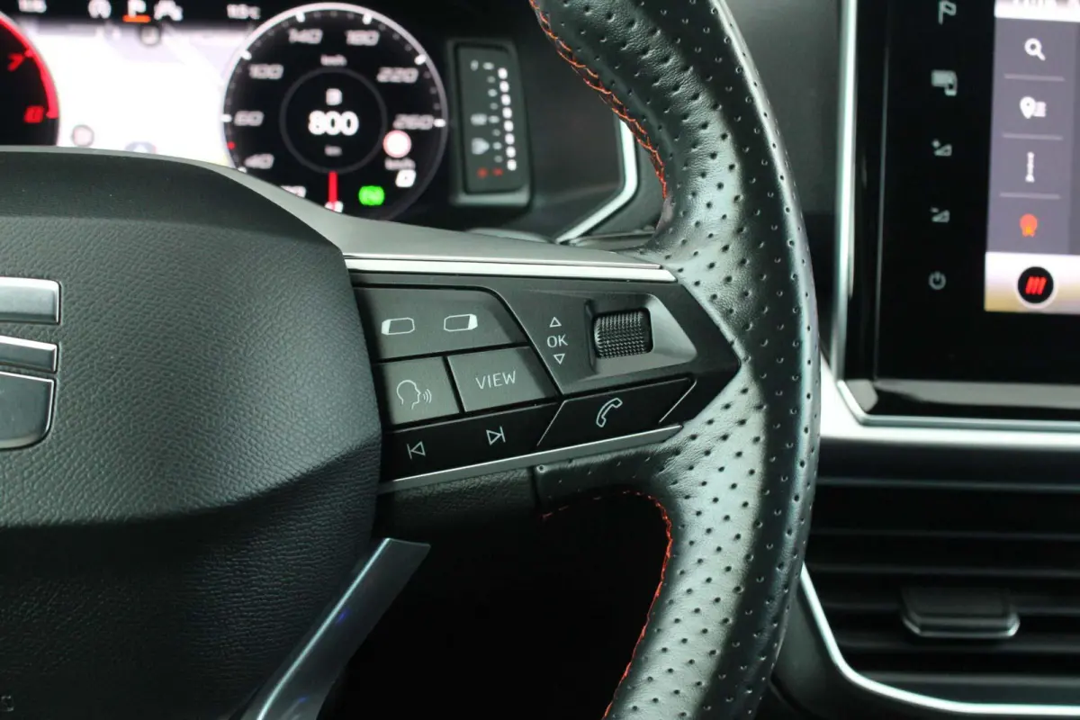 1.5 TSI 150pk DSG FR Business | Trekhaak | Elekt. Verstelbare Bestuurdersstoel | Navigatie | Camera Achter | Apple CarPlay/ Android Auto