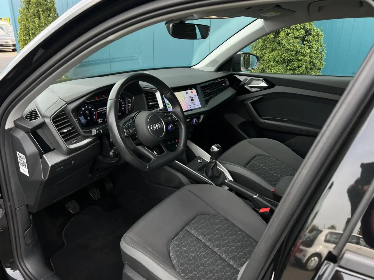 25 TFSI epic NAV.VIA.CARPLAY/ANDROID | DIGI.DASHB | CRUISE | PDC | LMV'17