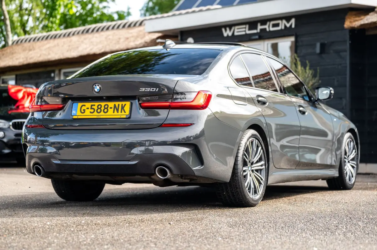 330i High Executive Edition I Dravit Grau I M Pakket I 360 I Nap I Panoramadak
