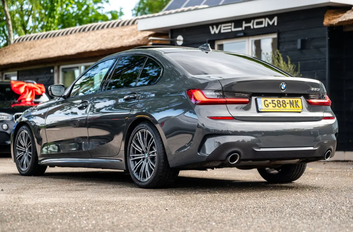 330i High Executive Edition I Dravit Grau I M Pakket I 360 I Nap I Panoramadak