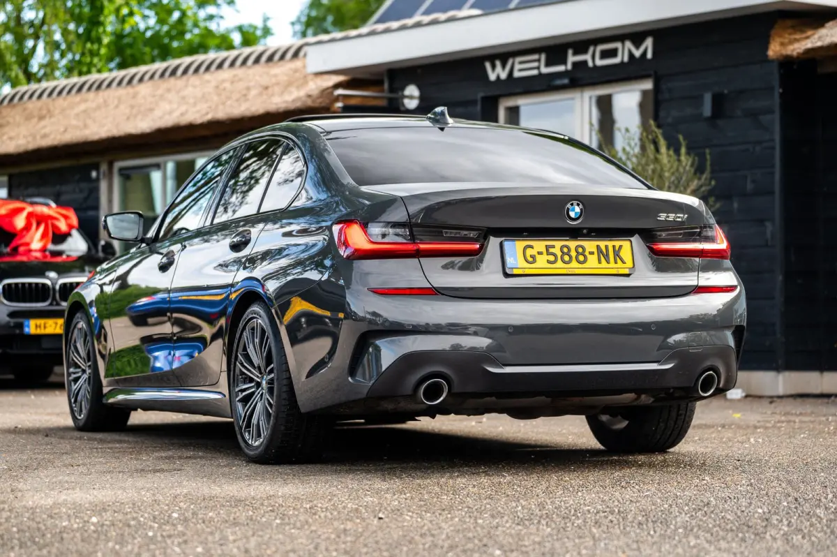 330i High Executive Edition I Dravit Grau I M Pakket I 360 I Nap I Panoramadak