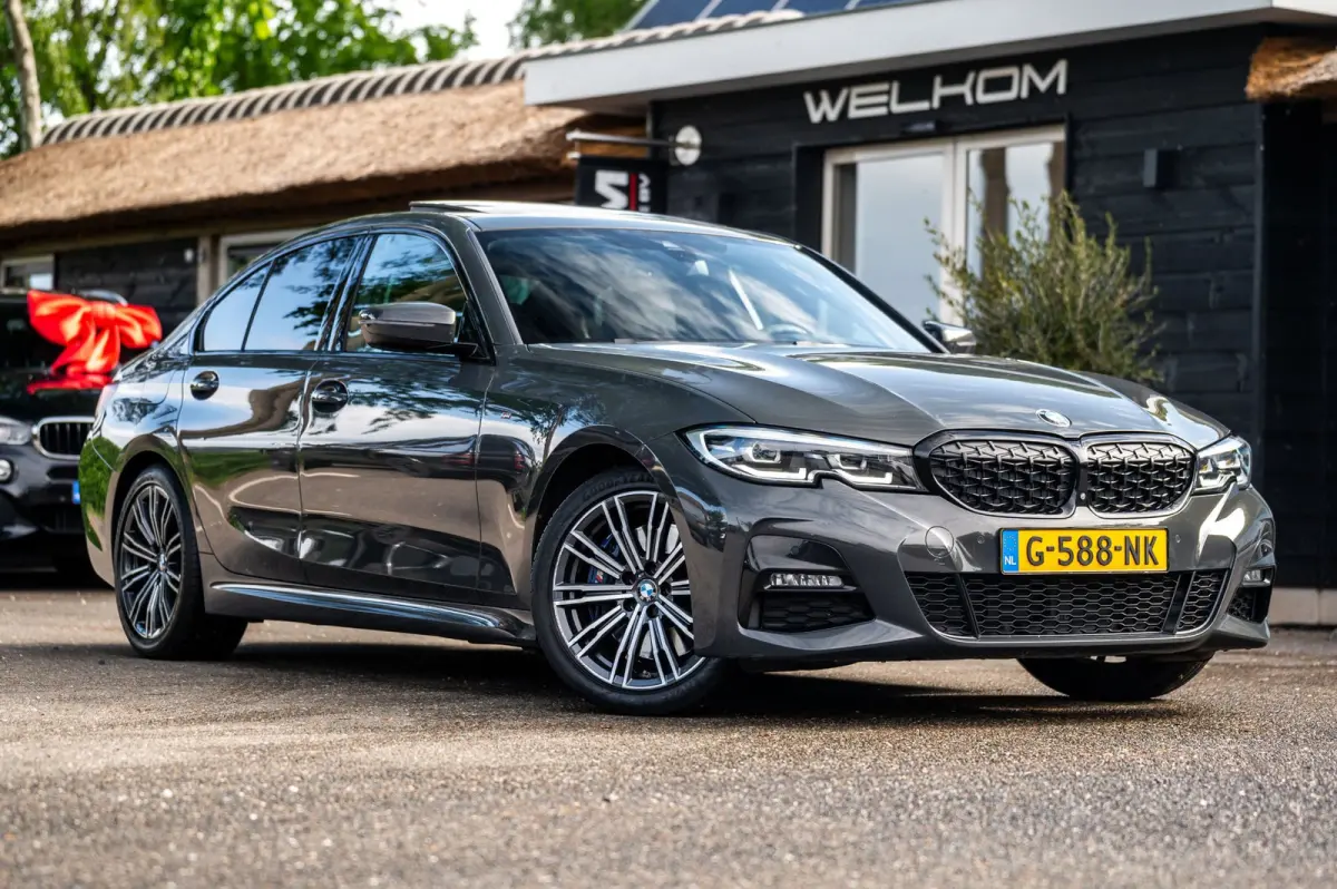 330i High Executive Edition I Dravit Grau I M Pakket I 360 I Nap I Panoramadak