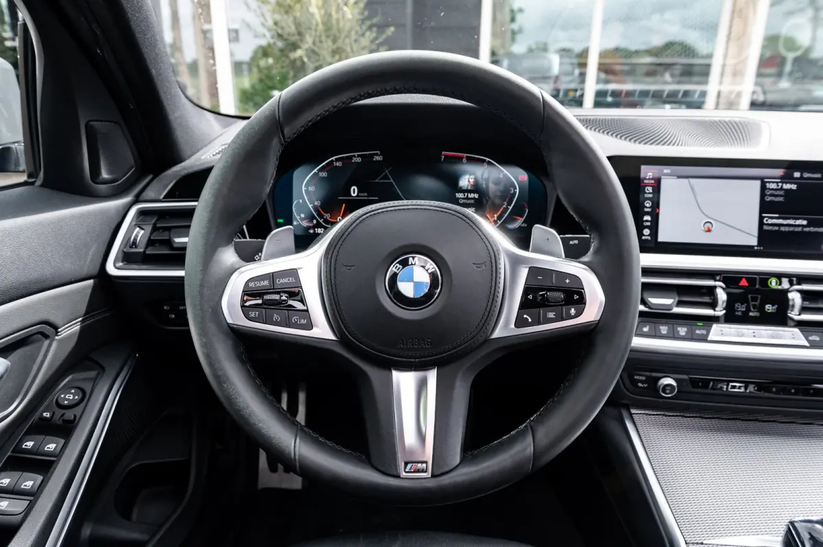 330i High Executive Edition I Dravit Grau I M Pakket I 360 I Nap I Panoramadak