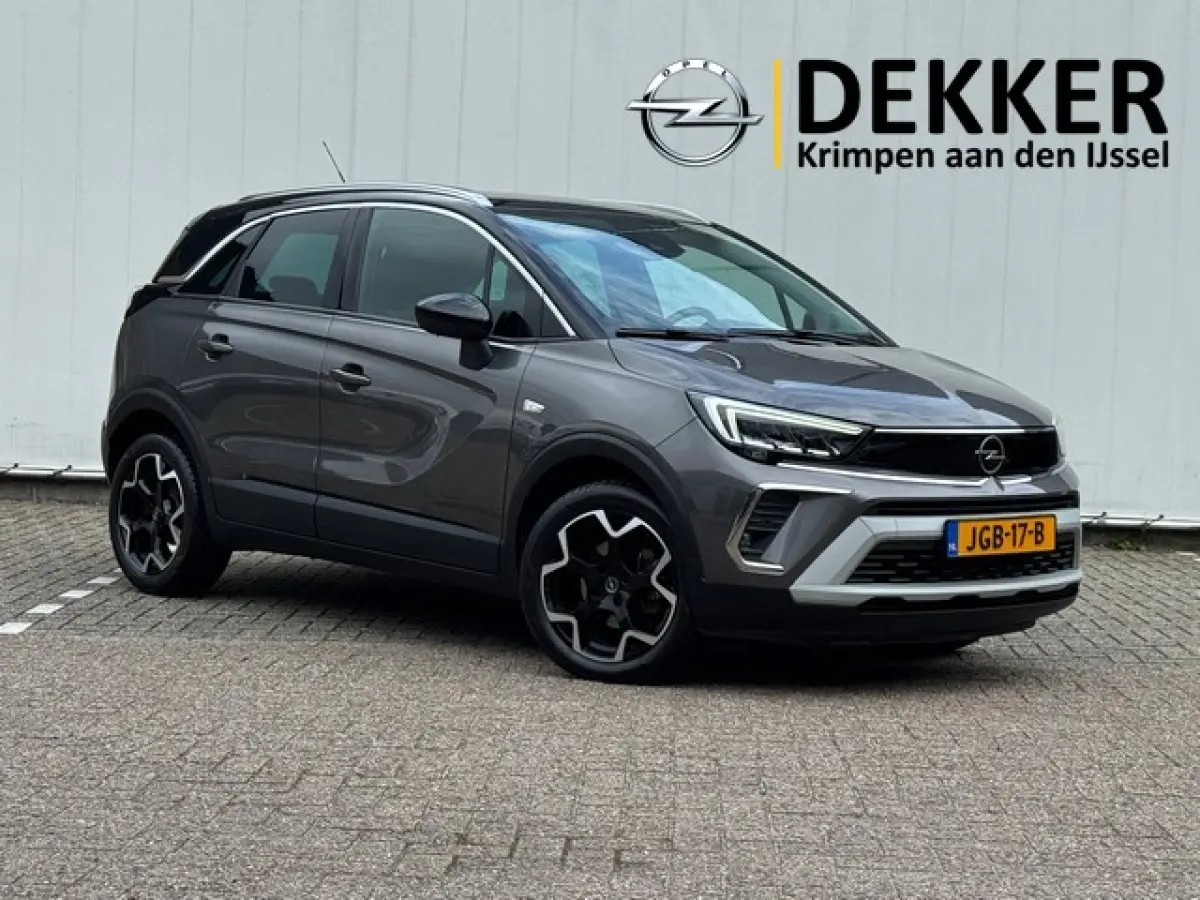 1.2 Turbo Ultimate met Head-up, Navi/Camera, AGR met Alcantara, 17inch