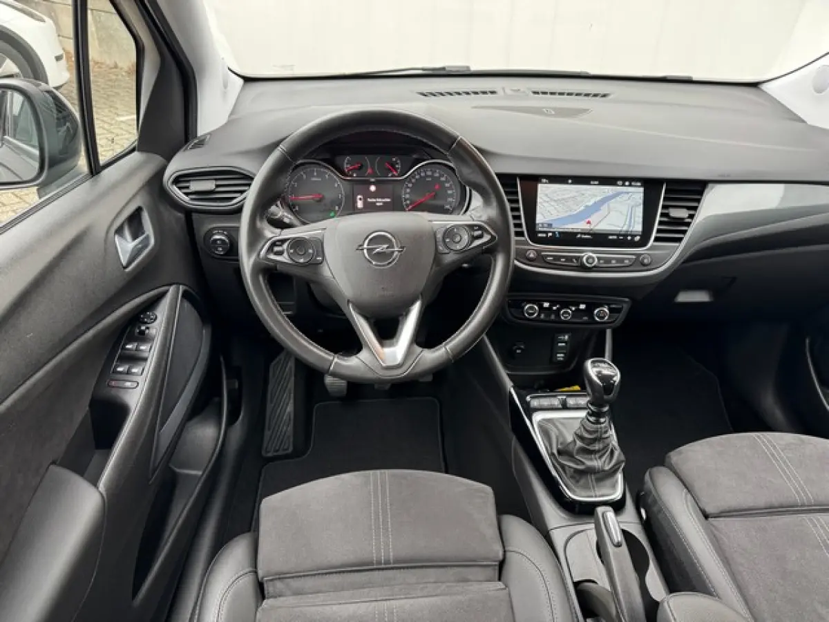 1.2 Turbo Ultimate met Head-up, Navi/Camera, AGR met Alcantara, 17inch