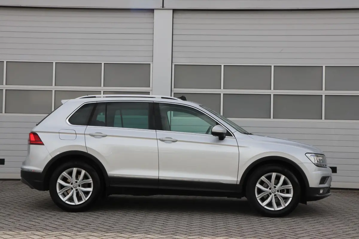 1.5 TSI 150pk DSG Highline | Panoramadak | Stoelverwarming | Memory Stoel | Leer