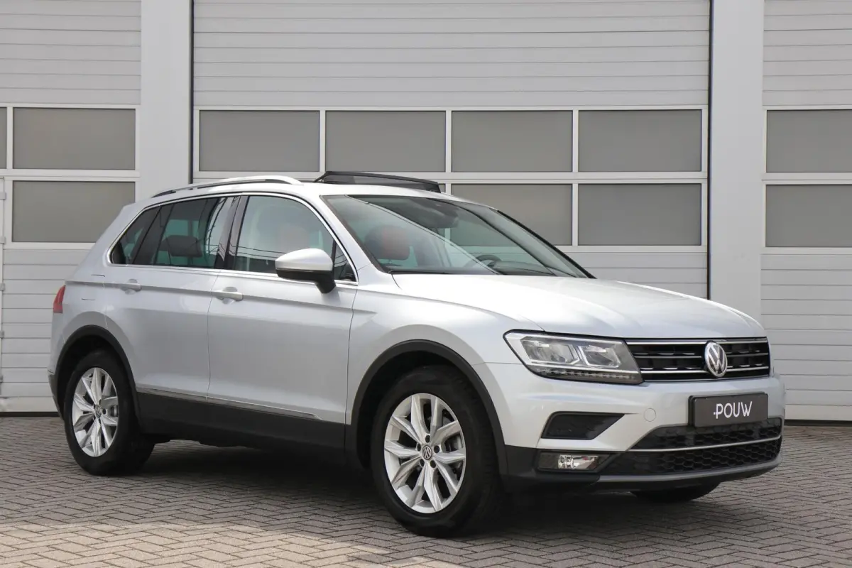 1.5 TSI 150pk DSG Highline | Panoramadak | Stoelverwarming | Memory Stoel | Leer