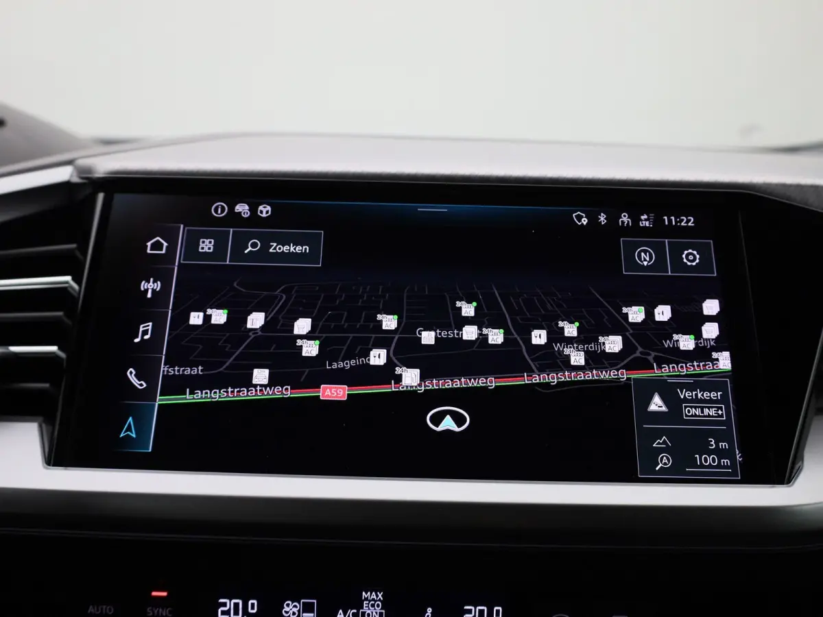 40 Edition 63 kWh l Climate control l Navigatie l Audi smartphone interface l Achteruitrijcamera l Head-up display l Matrix-ledkoplampen l Privacy glas l Dodehoekdetectie l Audi sound system