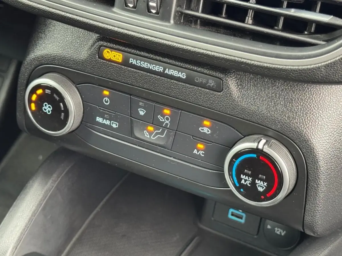 1.0 ECOBOOST HYBRID 125PK CONNECTED ACC CRUISE/TREKHK/CAMERA