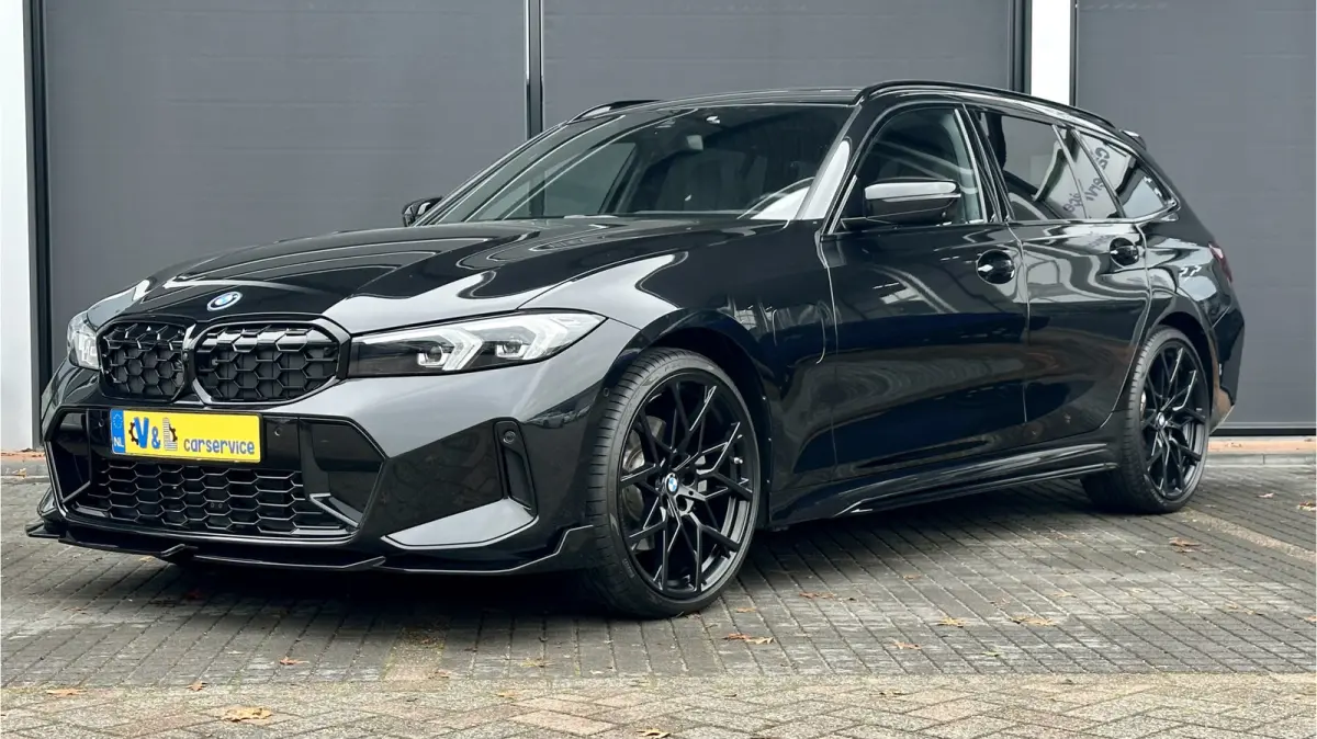 320e M-Performance 20 inch Pano HUD 360camera