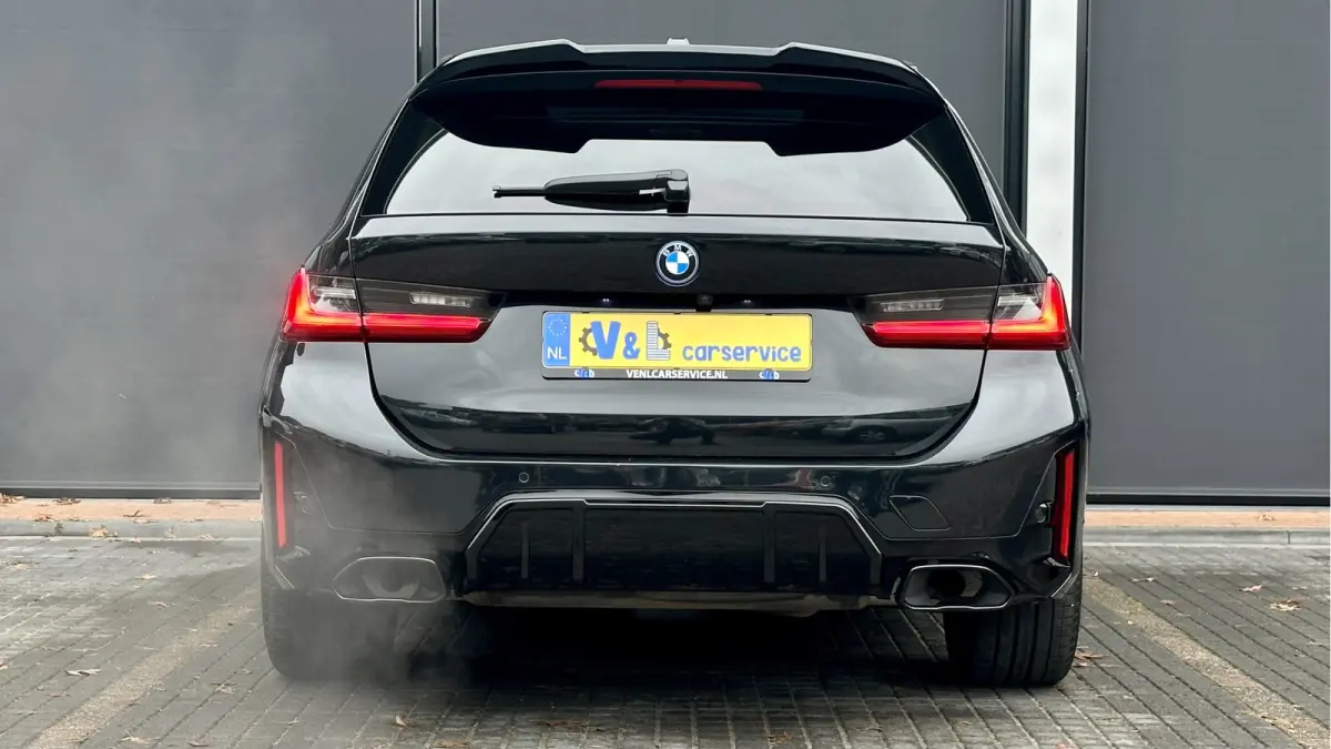 320e M-Performance 20 inch Pano HUD 360camera