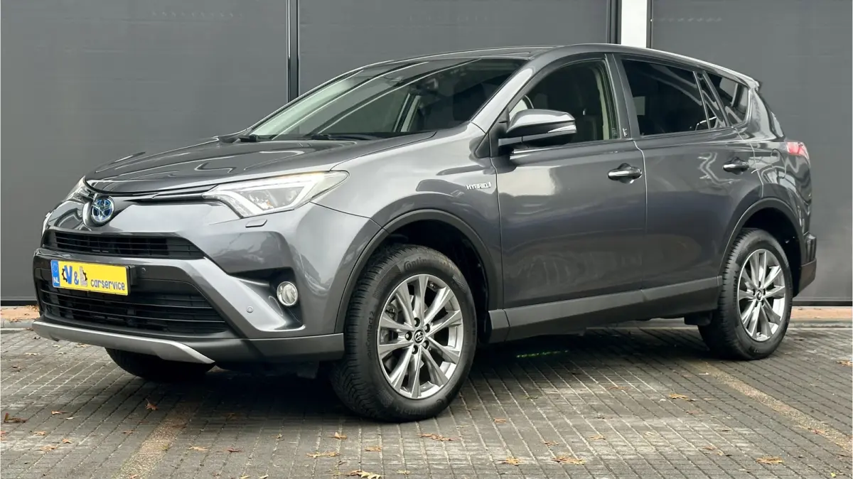 2.5 Hybrid AWD Style / Stoel/ stuur verwr. / ACC / Lane assist