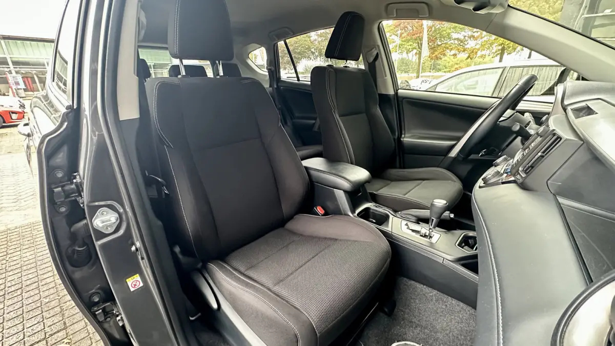2.5 Hybrid AWD Style / Stoel/ stuur verwr. / ACC / Lane assist