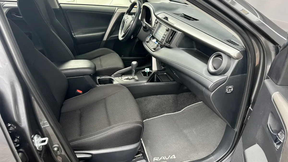 2.5 Hybrid AWD Style / Stoel/ stuur verwr. / ACC / Lane assist