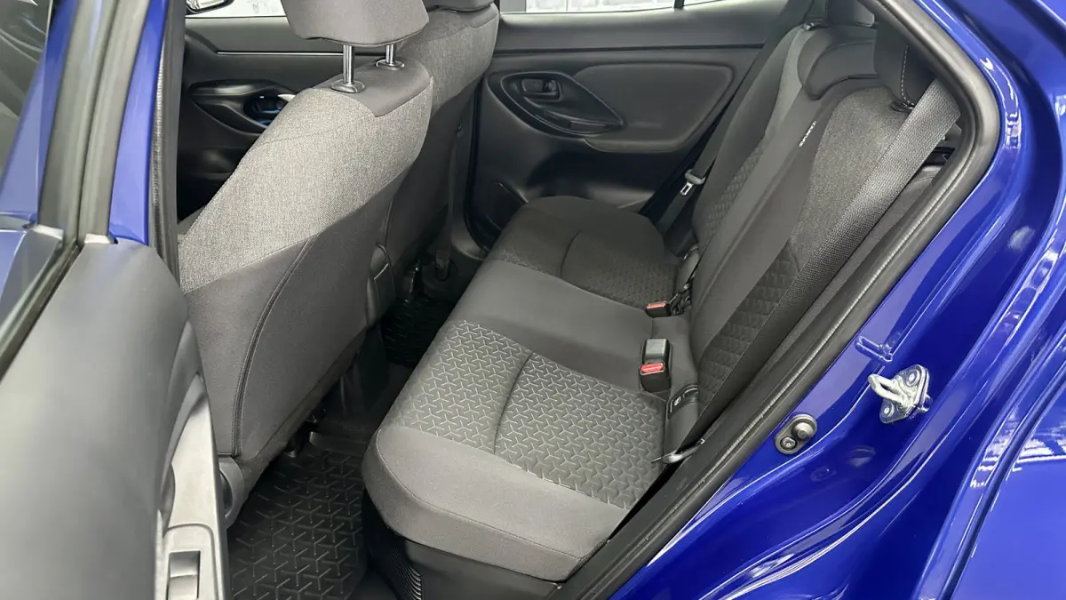 1.5 Hybrid First Edition / Stoel/stuurverwar. / Carplay / Keyless