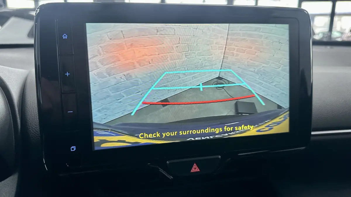 1.5 Hybrid First Edition / Stoel/stuurverwar. / Carplay / Keyless
