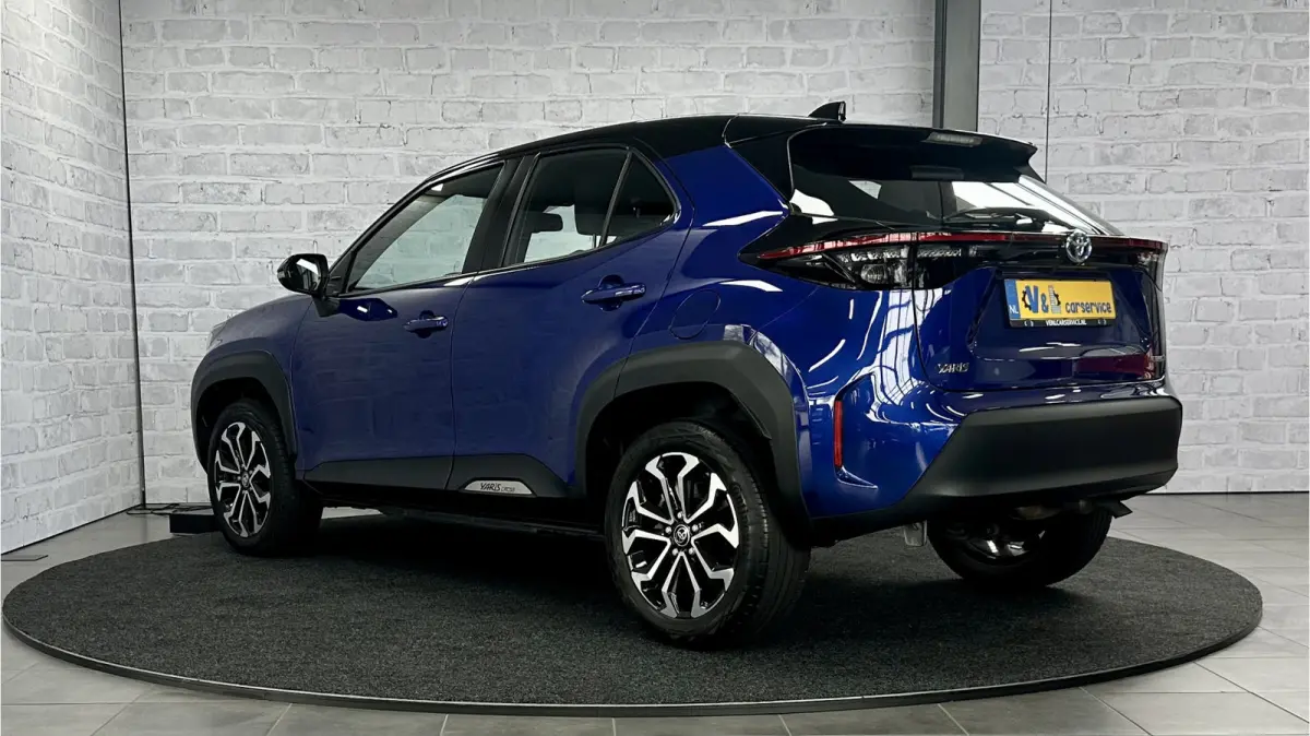 1.5 Hybrid First Edition / Stoel/stuurverwar. / Carplay / Keyless