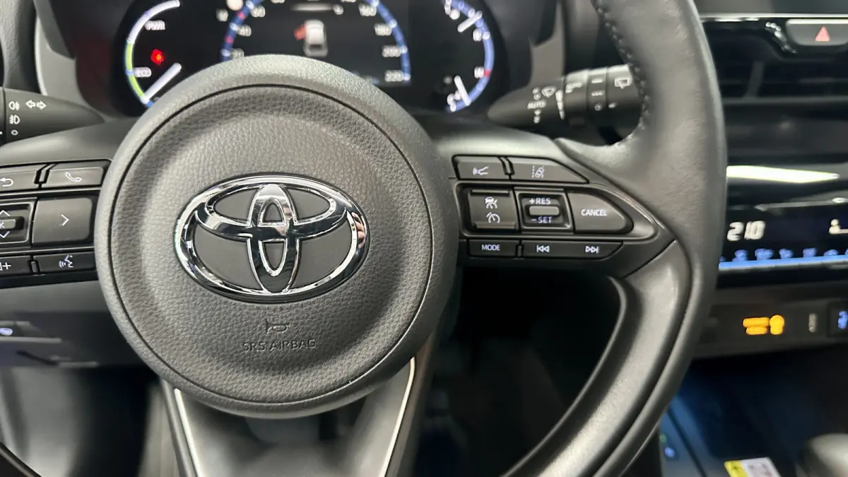 1.5 Hybrid First Edition / Stoel/stuurverwar. / Carplay / Keyless