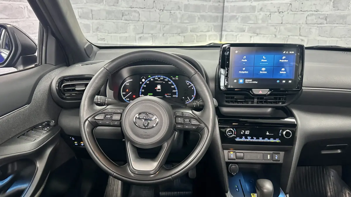 1.5 Hybrid First Edition / Stoel/stuurverwar. / Carplay / Keyless