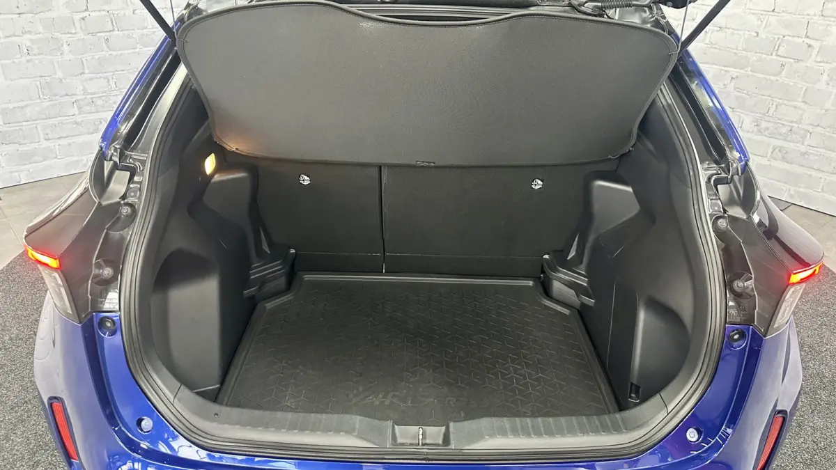 1.5 Hybrid First Edition / Stoel/stuurverwar. / Carplay / Keyless