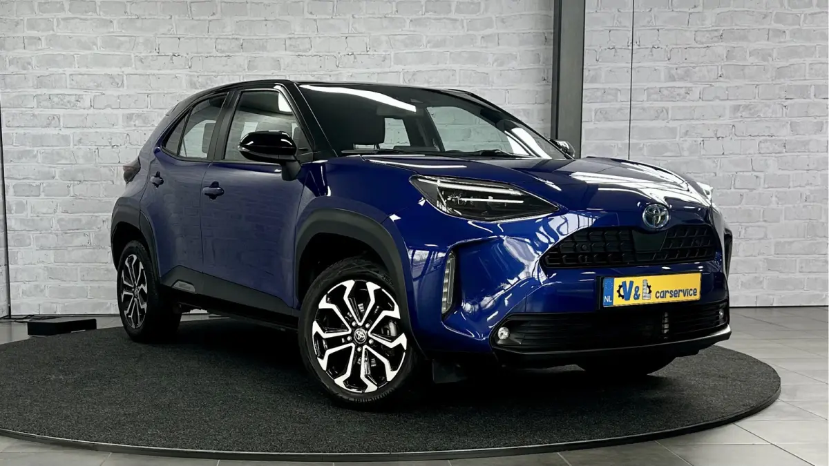 1.5 Hybrid First Edition / Stoel/stuurverwar. / Carplay / Keyless