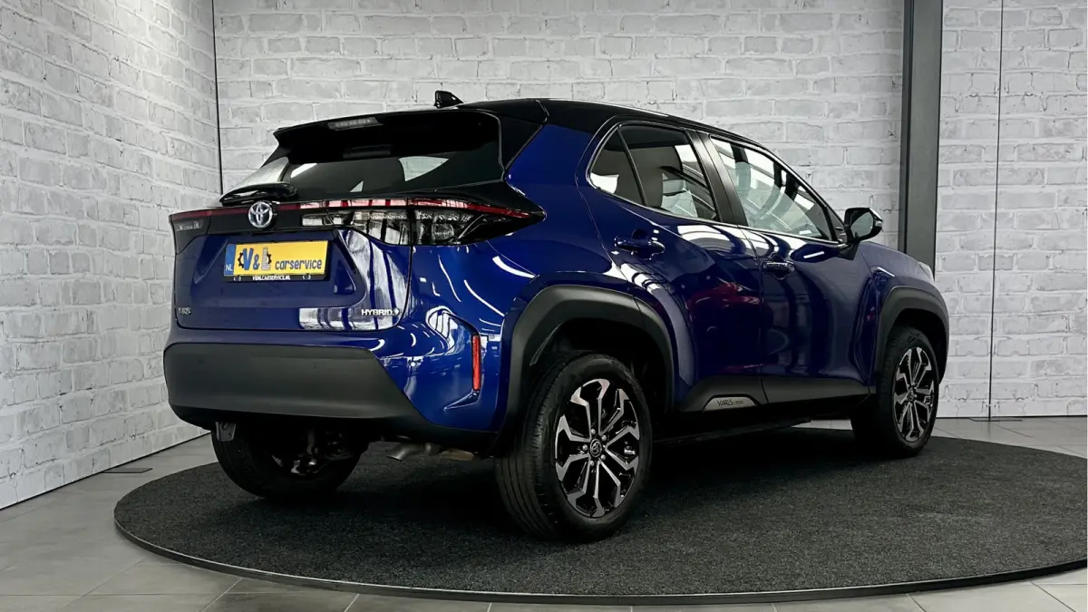 1.5 Hybrid First Edition / Stoel/stuurverwar. / Carplay / Keyless