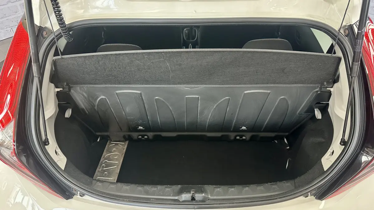 1.0 VVT-i x-fun / Airco / Cruise