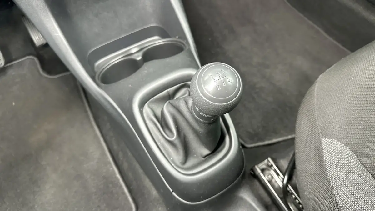 1.0 VVT-i x-fun / Airco / Cruise