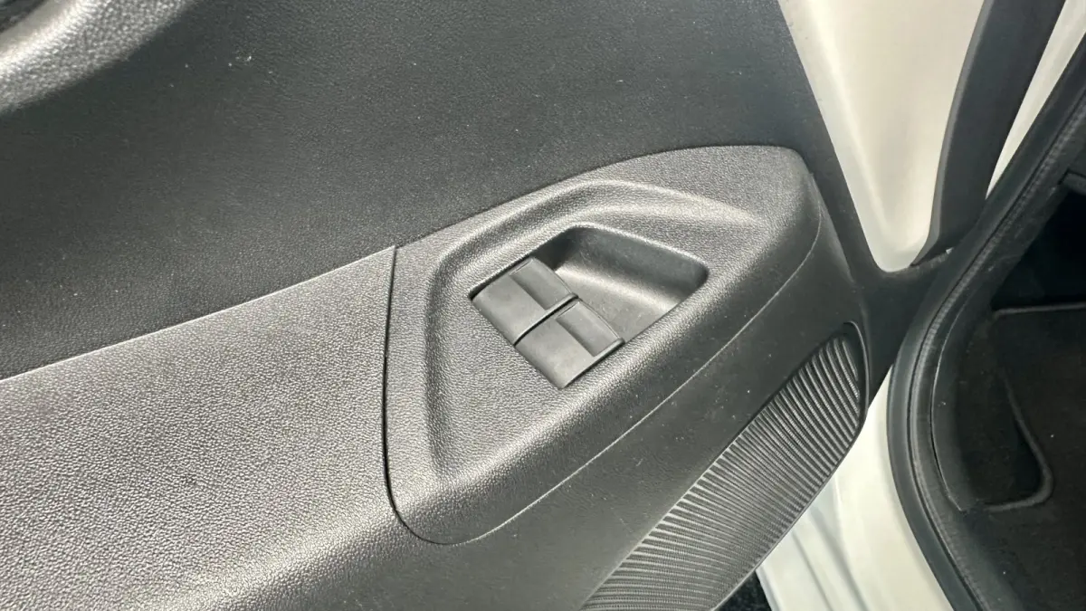 1.0 VVT-i x-fun / Airco / Cruise